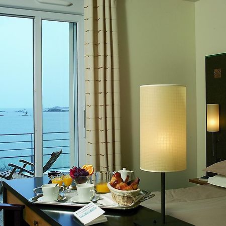 L'Hotel De Carantec Esterno foto